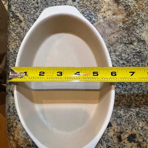 NEW The Pampered Chef New Traditions VANILLA Small Oval Baker 9X6 Retired Stone - Picture 8 of 8